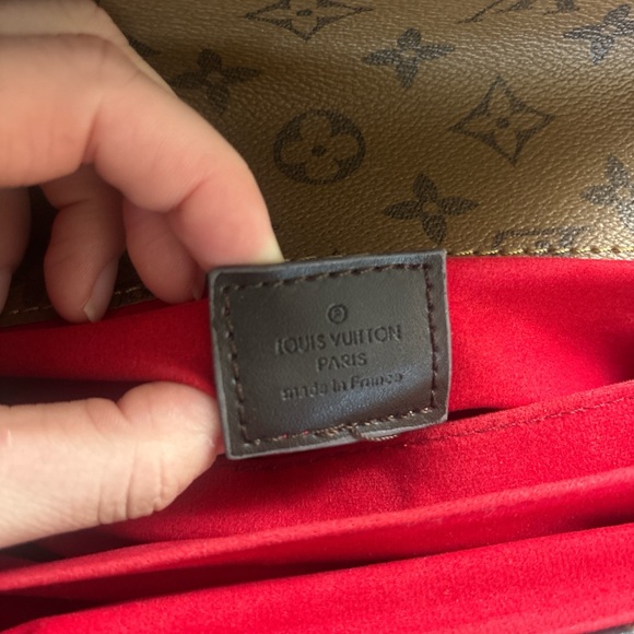 LV - Crossbody Bag - Picture 6 of 7